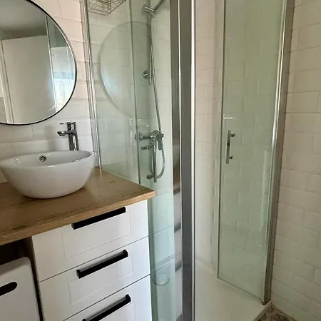 Maisonnette Cosy 4 Pers, Proche Centre Et Plage, Avec Parking - Fr-1-194-445 *