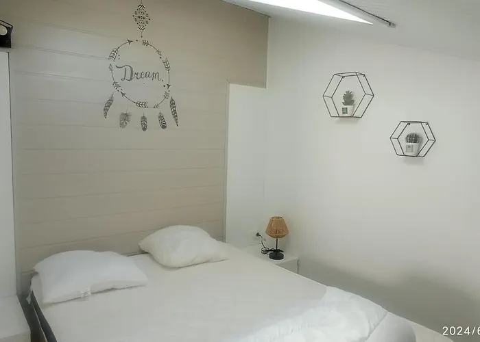 펜션 Maisonnette Cosy 4 Pers, Proche Centre Et Plage, Avec Parking - Fr-1-194-445 라트슈수르메르